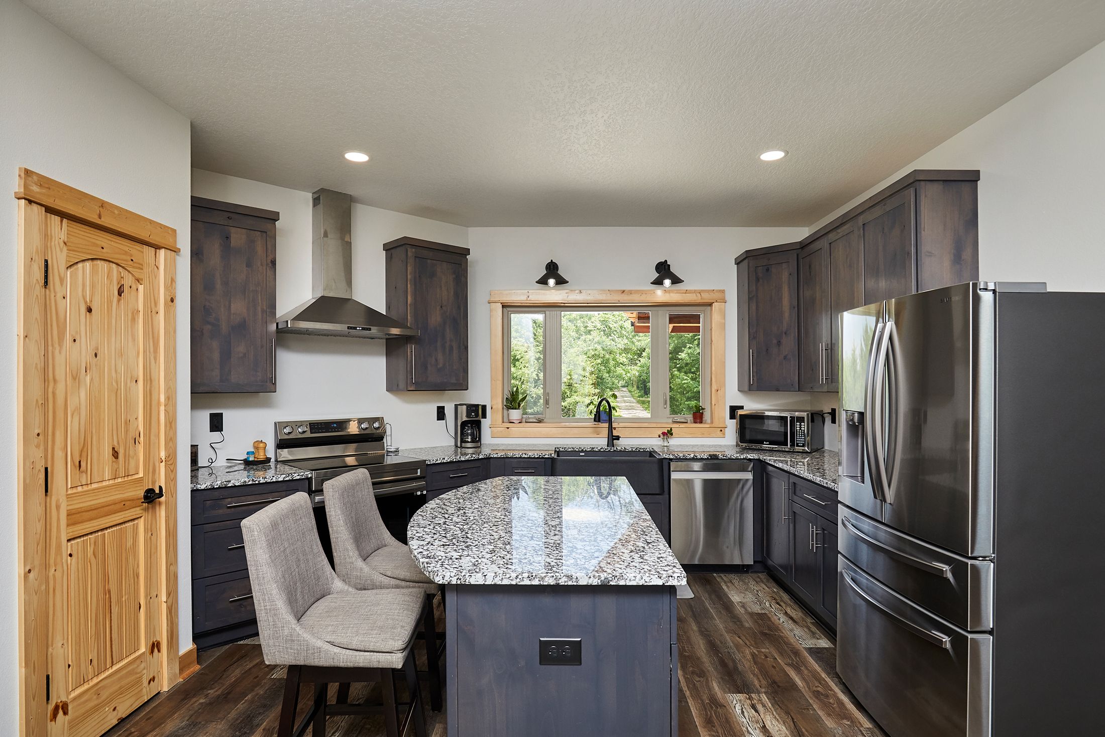 Listing Photo: 7708 Virginia St_019